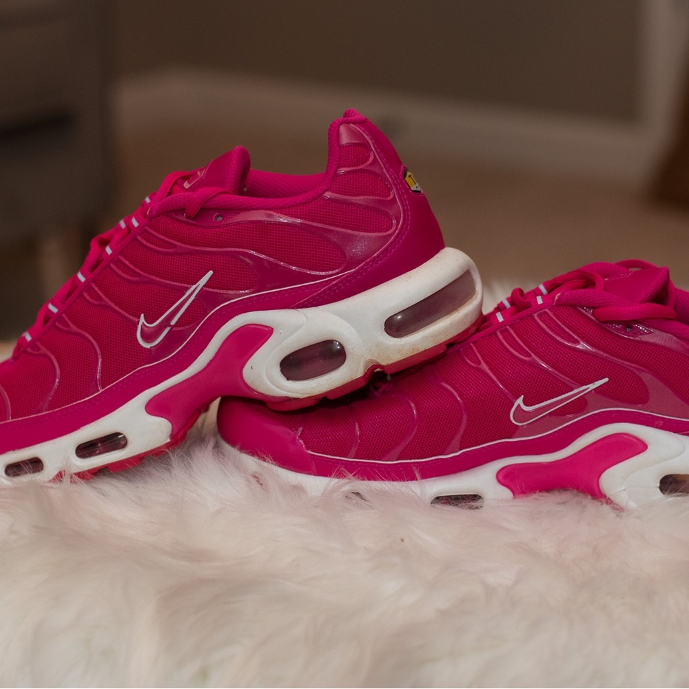 💖 Womens Air Max Plus 2022  ‘Hot Pink’ 💖